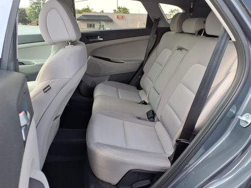 Used 2016 Hyundai Tucson SE w/ Option Group 02 AWD/4WD image 8