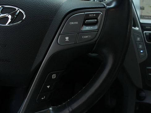 Used 2017 Hyundai Santa Fe Limited AWD/4WD image 33