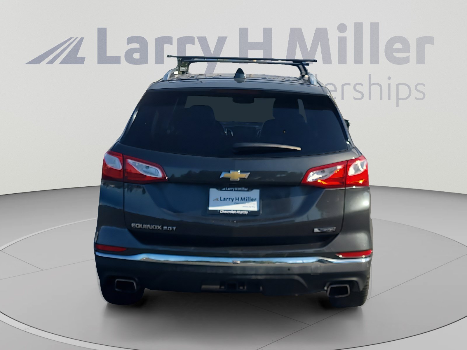 Used 2018 Chevrolet Equinox Premier FWD image 4