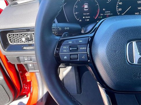Used 2025 Honda Civic Sport image 16