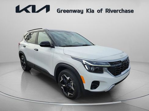 Used 2025 Kia Seltos S FWD image 1