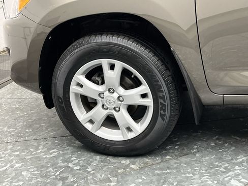 Used 2012 Toyota RAV4 4WD w/ Upgrade Value Pkg image 26