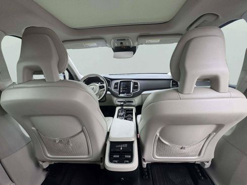 Used 2017 Volvo XC90 T6 Momentum w/ Vision Package AWD/4WD image 37