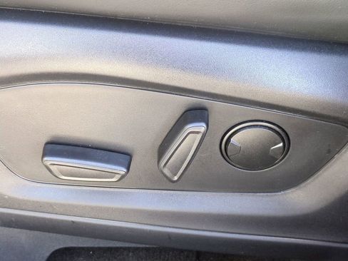 Used 2025 Ford Explorer ST image 20