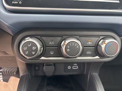 New 2025 Nissan Versa SV w/ Trunk Package image 16