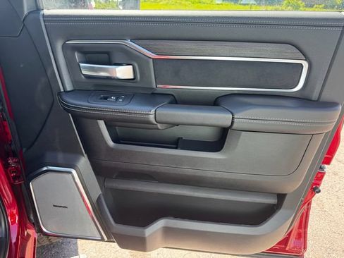 New 2026 RAM 2500 Laramie AWD/4WD image 13