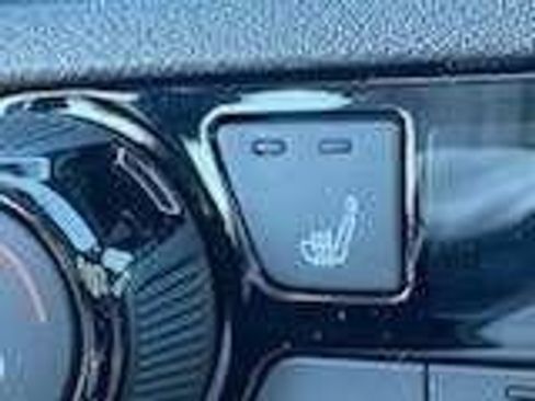 Used 2023 Nissan Kicks SR w/ SR Premium Package image 24