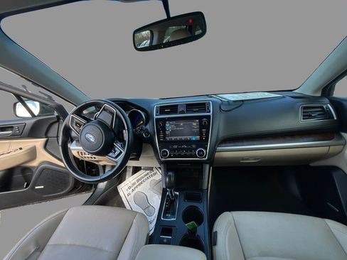 Used 2018 Subaru Outback 2.5i Limited image 6