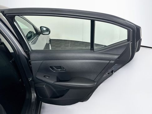 Used 2025 Nissan Sentra S FWD image 28