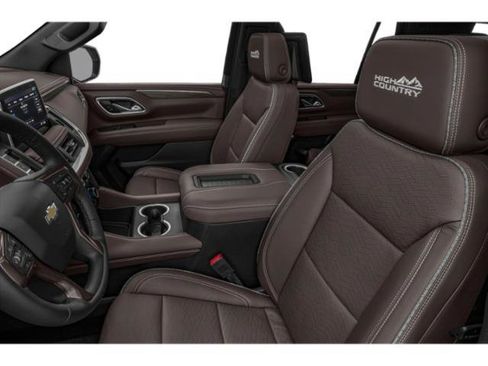 Used 2024 Chevrolet Tahoe High Country AWD/4WD image 12