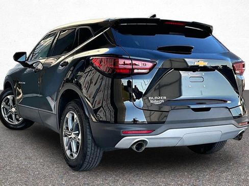Used 2023 Chevrolet Blazer LT FWD image 5