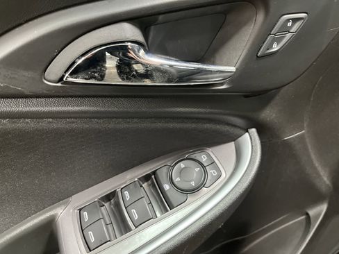 Used 2024 Chevrolet Malibu LT image 15