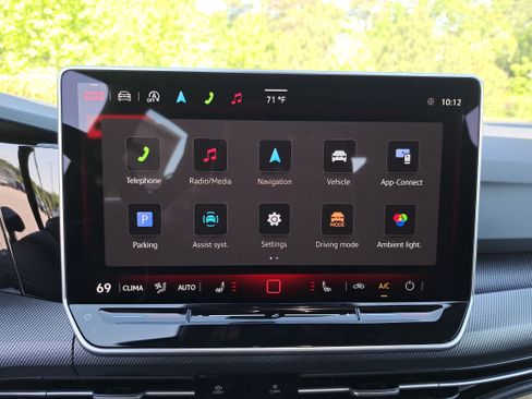New 2026 Volkswagen GTI SE FWD image 21