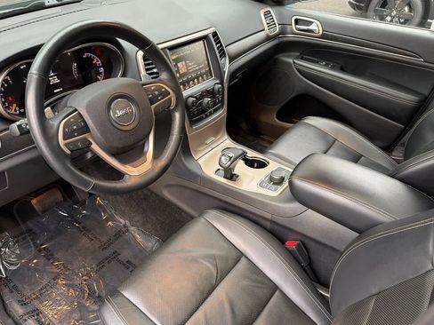 Used 2015 Jeep Grand Cherokee Limited w/ Luxury Group II image 13