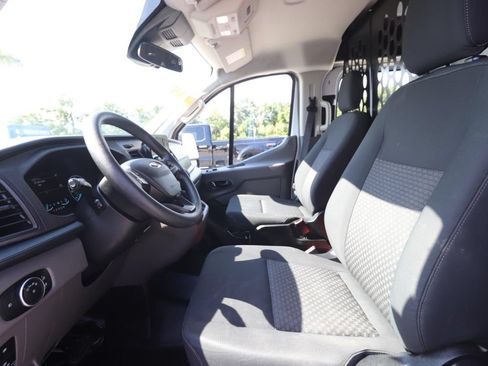 Used 2025 Ford Transit 250 Low Roof w/ Exterior Upgrade Package RWD image 2