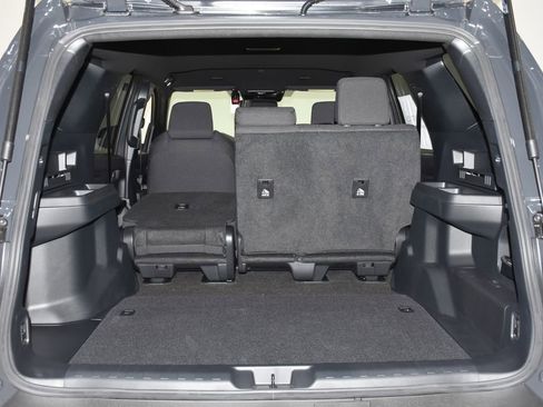 New 2026 Toyota 4Runner SR5 image 29