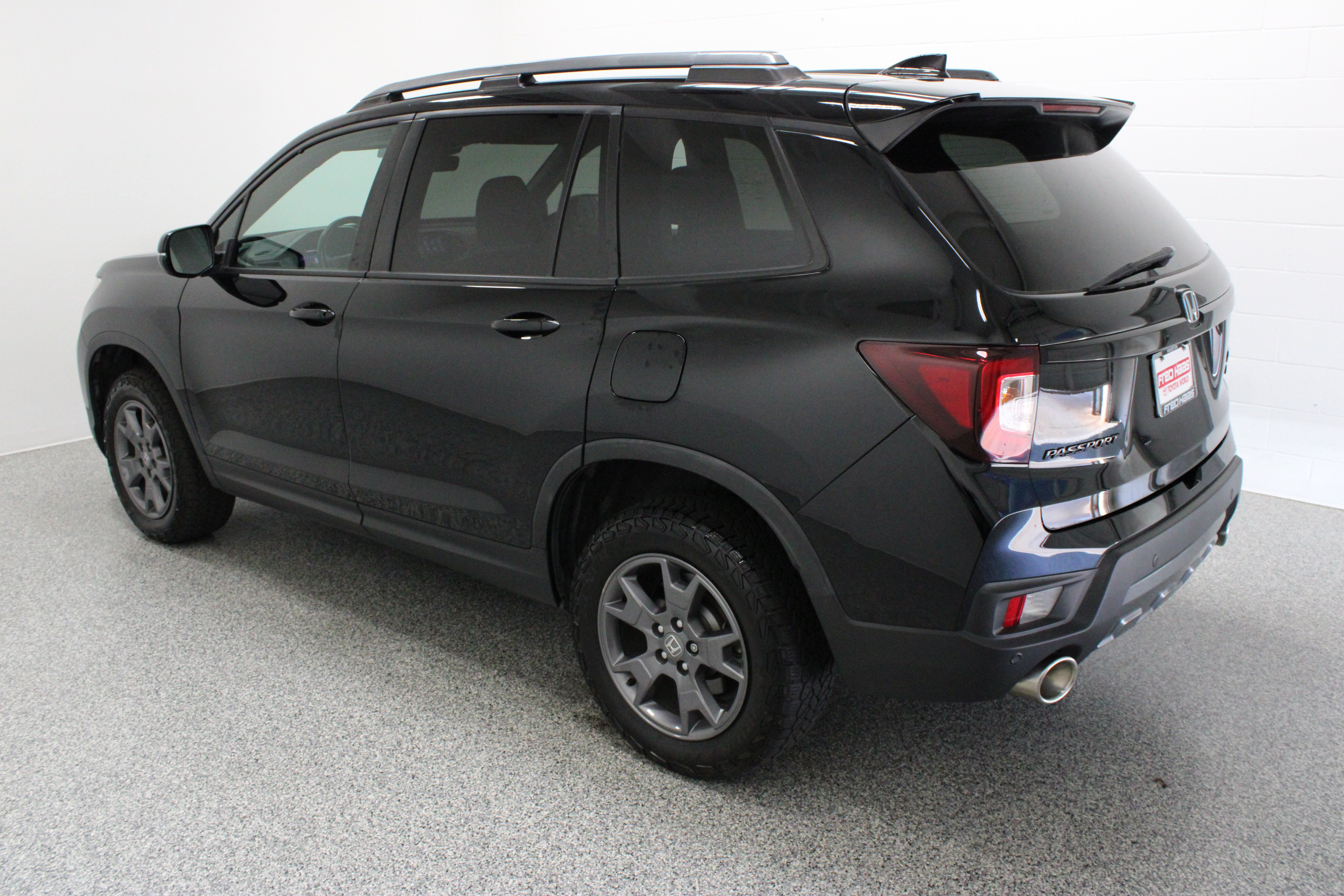 Used 2024 Honda Passport TrailSport image 9