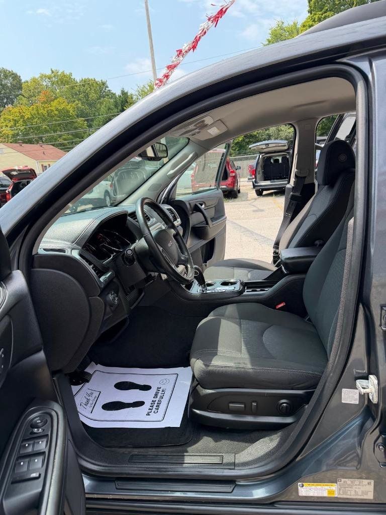 Used 2013 GMC Acadia SLE AWD/4WD image 23