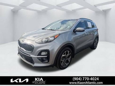Used 2022 Kia Sportage EX w/ EX Technology Package FWD image 7
