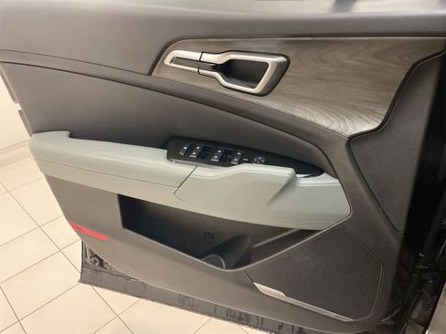 Used 2023 Kia Sportage X-Line w/ X-Line Premium Package image 17