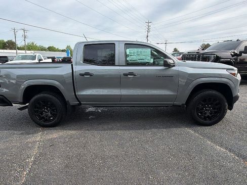 New 2026 Chevrolet Colorado W/T image 4