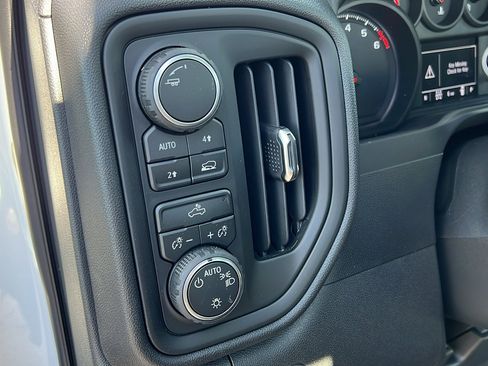 New 2026 Chevrolet Silverado 1500 W/T image 25