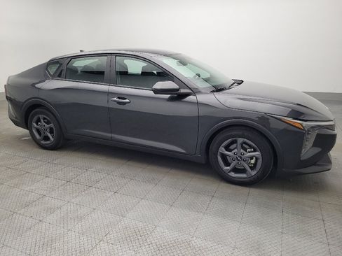 Used 2025 Kia K4 LXS FWD image 11