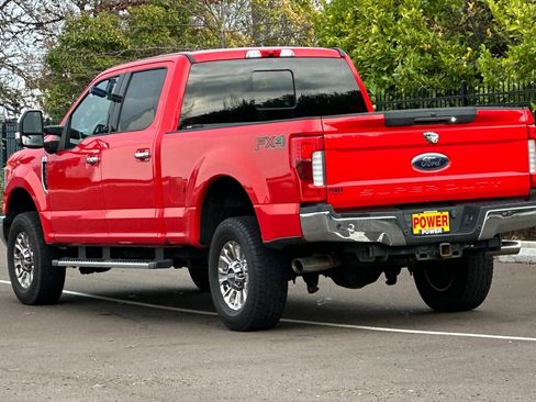 Used 2018 Ford F250 Lariat w/ Lariat Ultimate Package image 6