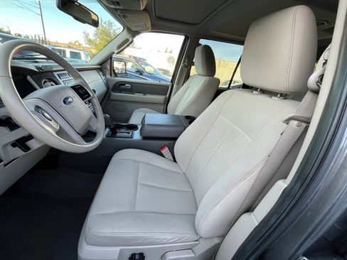 Used 2014 Ford Expedition EL XLT image 12