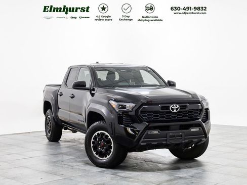 Used 2025 Toyota Tacoma TRD Off-Road image 1