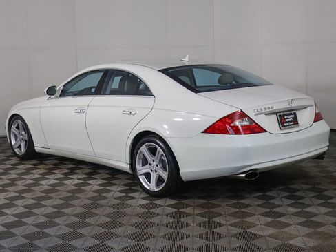 Used 2007 Mercedes-Benz CLS 550 image 7
