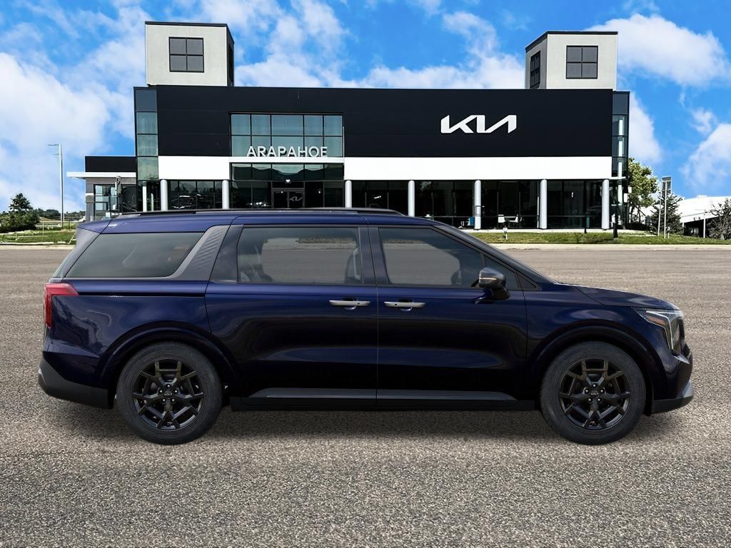 New 2027 Kia Carnival EX FWD image 7