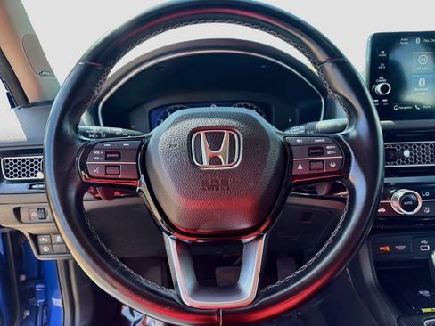 Used 2023 Honda Civic Touring image 11