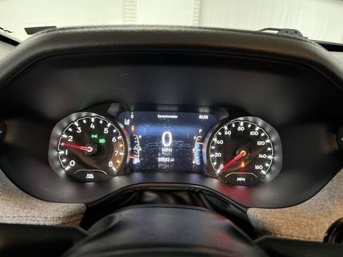Used 2024 Jeep Compass Latitude AWD/4WD image 12