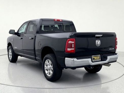 Used 2022 RAM 2500 Laramie AWD/4WD image 2