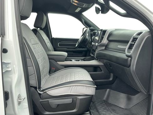 Used 2024 RAM 2500 Big Horn w/ Sport Appearance Package AWD/4WD image 22