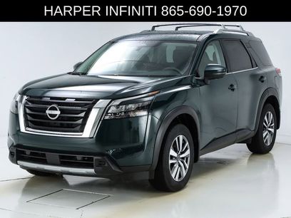 Used 2025 Nissan Pathfinder SL
