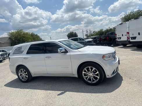 Used 2018 Dodge Durango Citadel w/ Technology Group RWD image 4