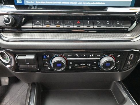 Used 2023 Chevrolet Silverado 1500 ZR2 w/ Technology Package AWD/4WD image 24