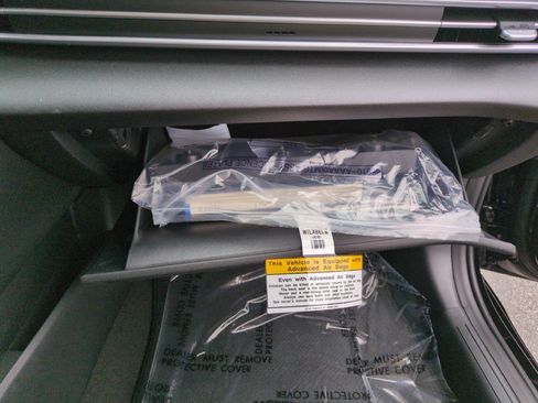 New 2026 Hyundai Elantra SE FWD image 43