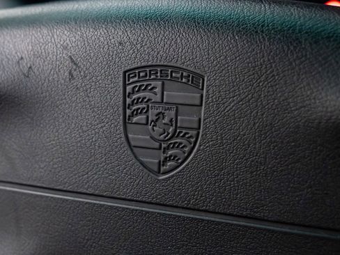 Used 2000 Porsche 911 Carrera 4 image 19