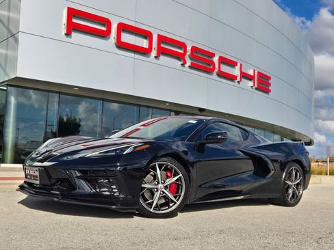 Used 2023 Chevrolet Corvette Stingray Premium Cpe w/ Z51 Performance Package image 1