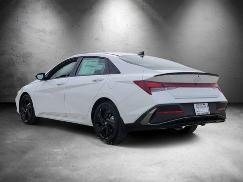 New 2026 Hyundai Elantra Sport image 4