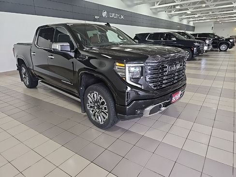 Used 2023 GMC Sierra 1500 Denali Ultimate image 7