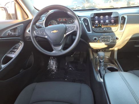 Used 2024 Chevrolet Malibu LT image 13
