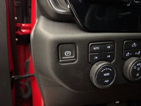 Used 2023 Chevrolet Silverado 1500 RST image 25