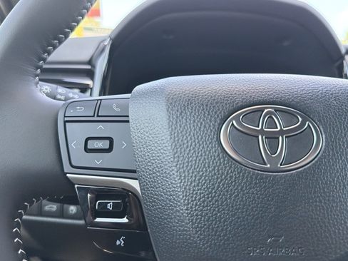 Certified 2026 Toyota Camry SE w/ Convenience Package FWD image 10