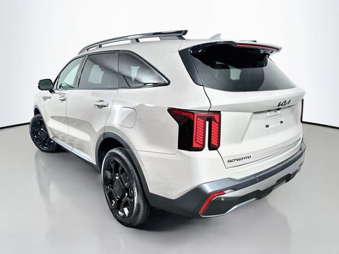 Used 2025 Kia Sorento SX Prestige AWD/4WD image 5