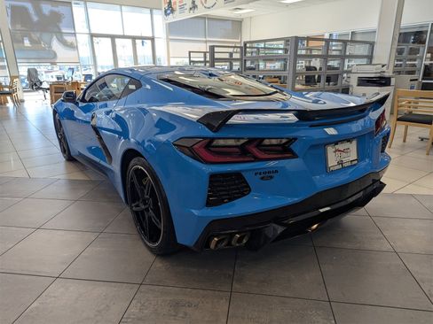 Used 2023 Chevrolet Corvette Stingray Premium Cpe w/ Z51 Performance Package image 7