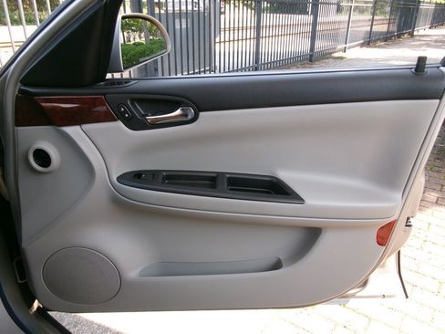 Used 2008 Chevrolet Impala LS FWD image 14